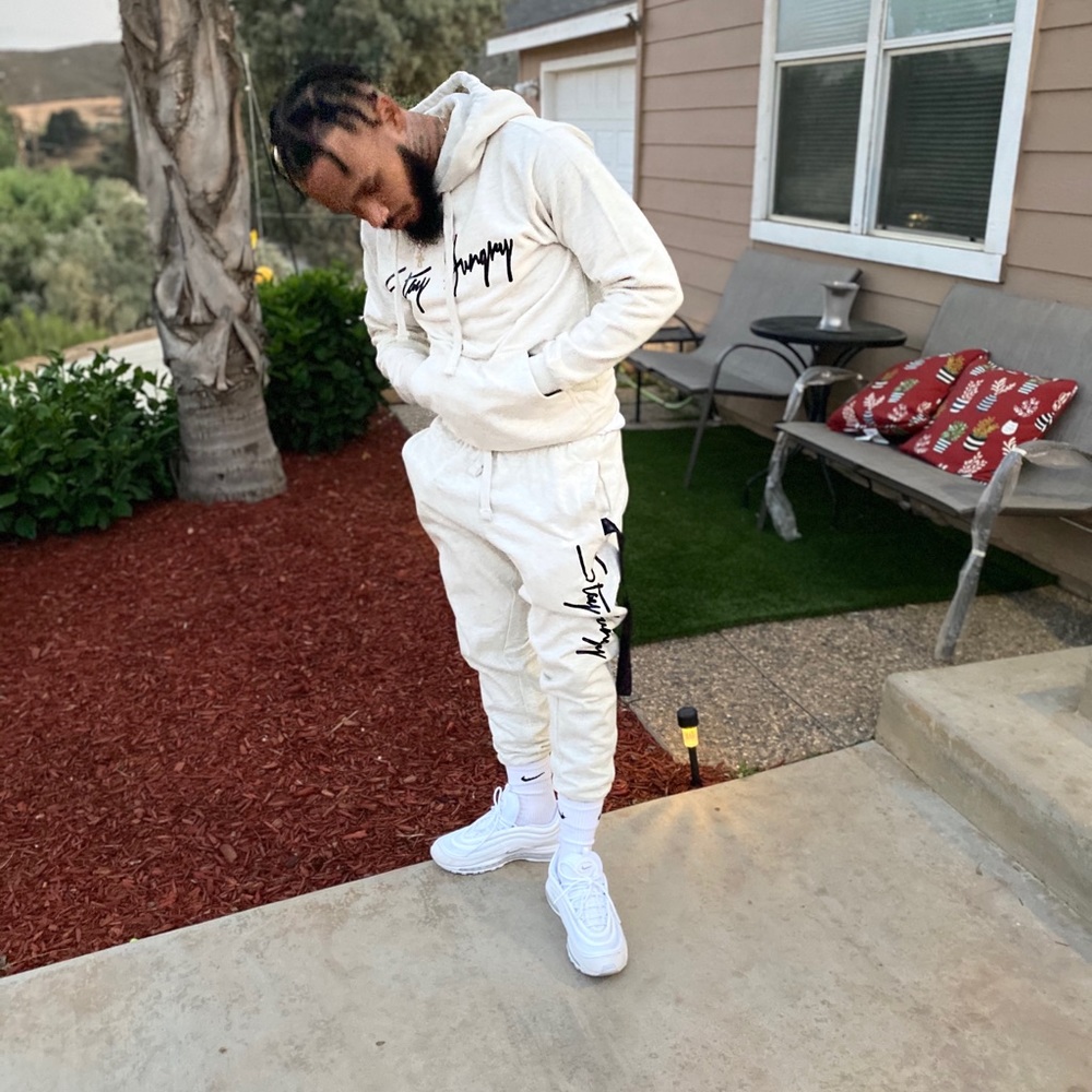 Meet your Posher, Darvelle